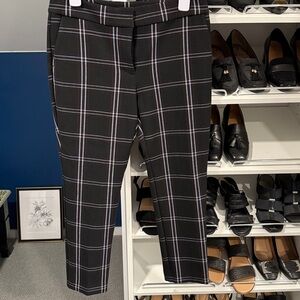 ***NWOT*** Ann Taylor Factory Black Plaid Trousers